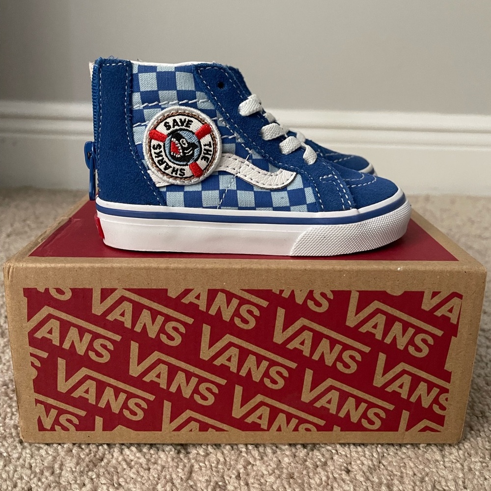 NWT Vans Hightop Toddler Sneaker | Size 6 | Shark Week Exclusive